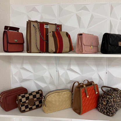 Elige 2 estilos de bolsos